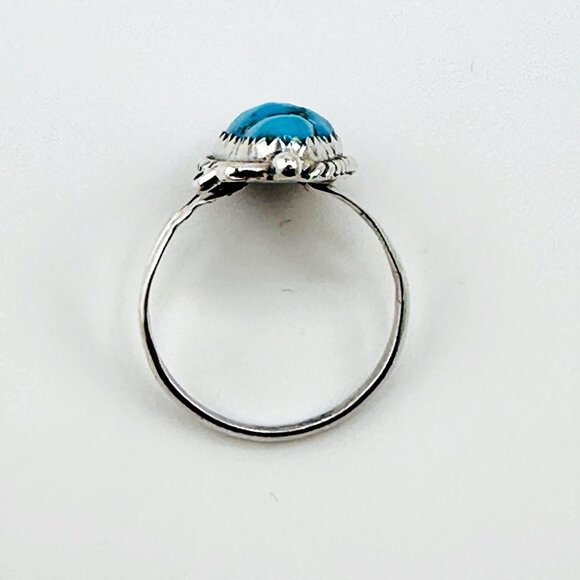 Vintage 1970s Sterling Silver and Turquoise Ring – Ring Size 7 1/2 - Picture 2 of 6